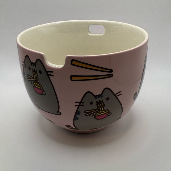 Pusheen Ramen Bowl - Picture 3 of 9